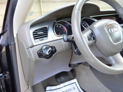 Used 2010 Audi A5 2.0T Premium image 28
