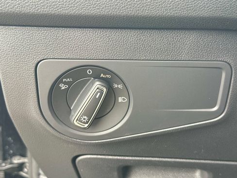 Certified 2024 Volkswagen Tiguan SEL R-Line AWD/4WD image 25