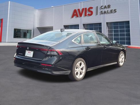 Used 2025 Honda Accord LX image 6