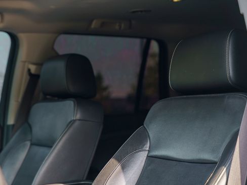Used 2020 Chevrolet Tahoe LT RWD image 23