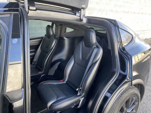 Used 2023 Tesla Model X Plaid image 14