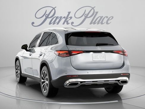 Used 2026 Mercedes-Benz GLC 300 image 15