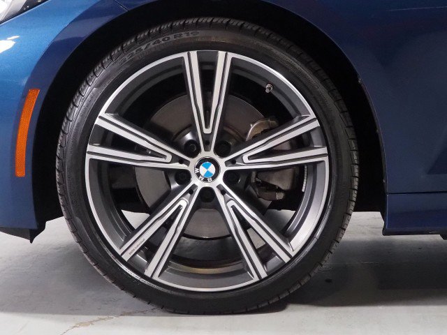 Used 2024 BMW 330i Sedan w/ Premium Package RWD image 53