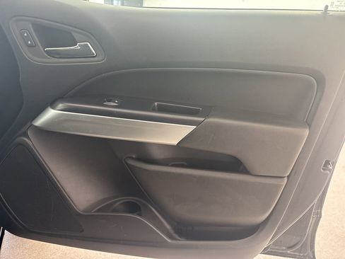 Used 2022 Chevrolet Colorado LT w/ Fleet Safety Package image 26