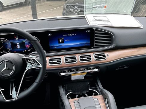 New 2026 Mercedes-Benz GLE 350 4MATIC image 9