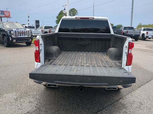 Used 2022 Chevrolet Silverado 1500 LTZ AWD/4WD image 21