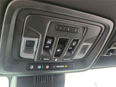 Used 2024 Chevrolet Silverado 3500 High Country image 56