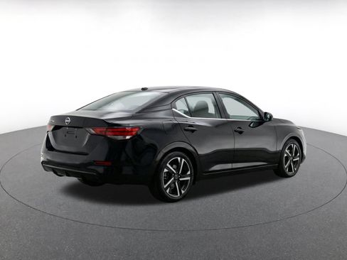Used 2025 Nissan Sentra SV FWD image 7