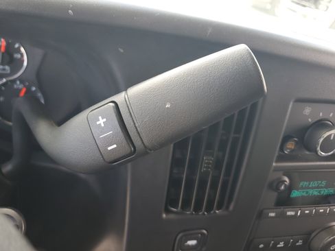 Used 2025 Chevrolet Express 3500 LT w/ LT Preferred Equipment Group RWD image 21