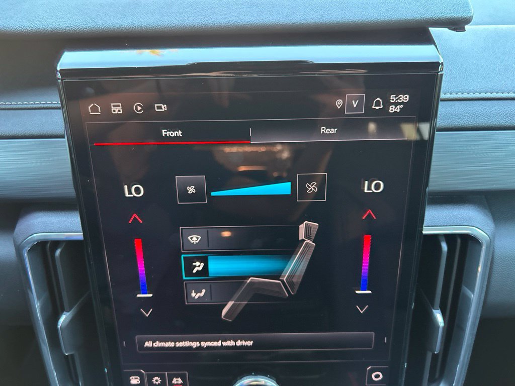 Used 2024 GMC Acadia Elevation FWD image 28