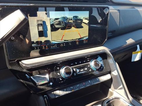 New 2026 GMC Sierra 2500 AT4 w/ AT4 Premium Plus Package image 21