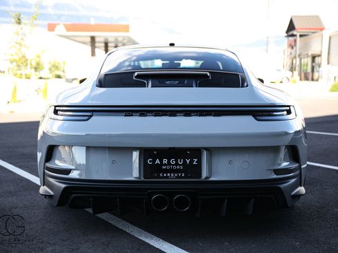 Used 2022 Porsche 911 GT3 RWD image 16