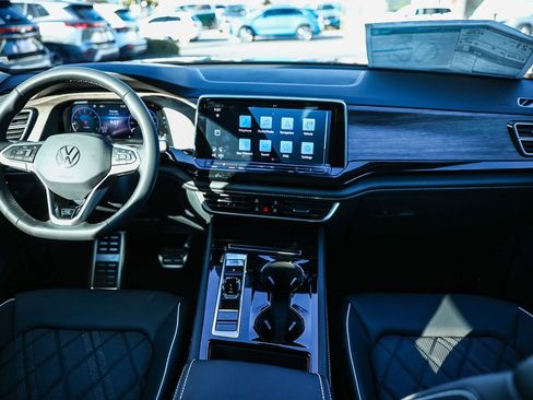 New 2026 Volkswagen Atlas SEL Premium R-Line image 25