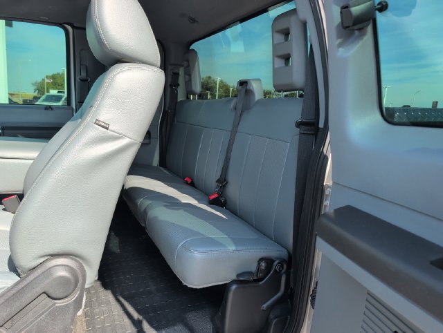 Used 2016 Ford F250 XL w/ Power Equipment Group AWD/4WD image 9