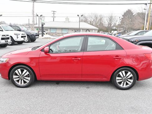 Used 2013 Kia Forte EX w/ Premium Pkg image 5