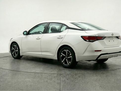 Used 2025 Nissan Sentra SV FWD image 6