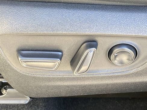 Certified 2024 Toyota Grand Highlander XLE image 25