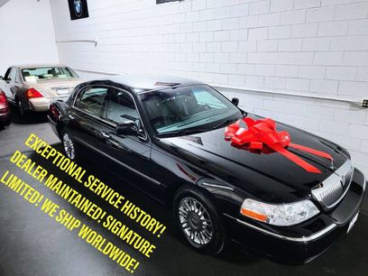 Used 2008 Lincoln Town Car Signature Limited