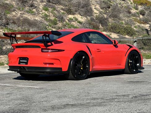 Certified 2016 Porsche 911 GT3 RS image 7