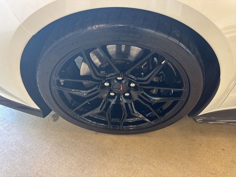 Used 2023 Chevrolet Corvette Z06 w/ Engine Appearance Package image 4