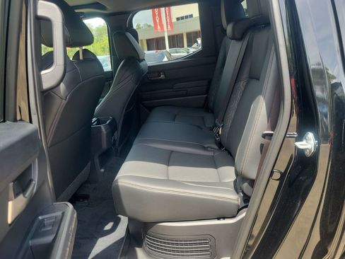 Used 2025 Toyota Tacoma 4x4 Double Cab Hybrid image 16