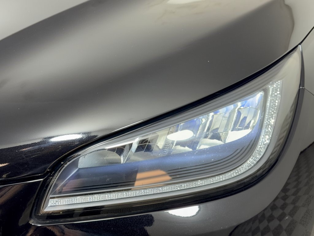 Used 2022 Lincoln Corsair AWD w/ Equipment Group 101A image 12
