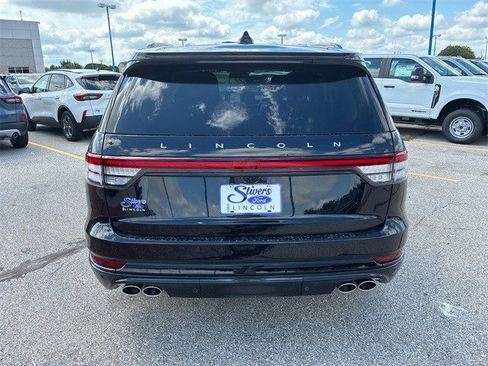 New 2025 Lincoln Aviator Reserve w/ Equipment Group 201A image 6