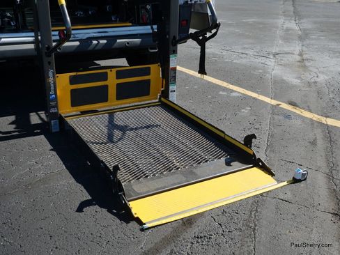 Used 2020 RAM ProMaster 2500 w/ Premium Appearance Group image 10