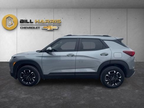 Used 2023 Chevrolet TrailBlazer LT w/ Convenience Package image 8