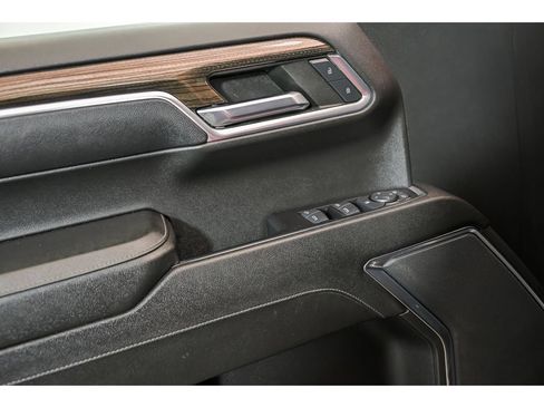 Used 2023 Chevrolet Silverado 1500 RST AWD/4WD image 10
