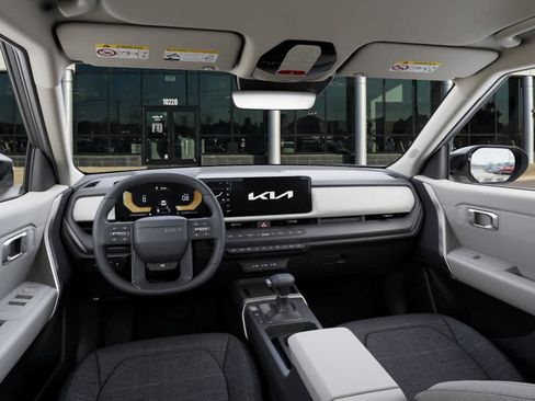 New 2027 Kia Seltos S FWD image 14