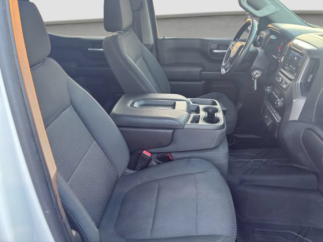 Used 2019 Chevrolet Silverado 1500 Custom w/ Custom Value Package AWD/4WD image 9