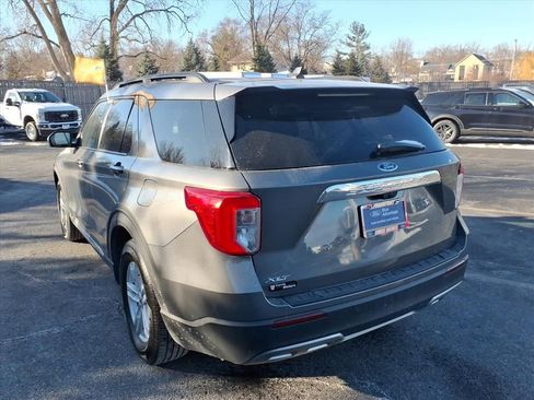 Certified 2023 Ford Explorer XLT w/ Equipment Group 202A image 5