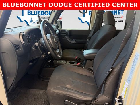 Used 2018 Jeep Wrangler Unlimited Sport AWD/4WD image 11