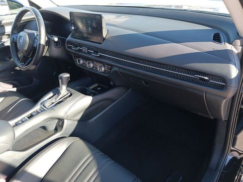 Certified 2025 Honda HR-V EX-L image 32