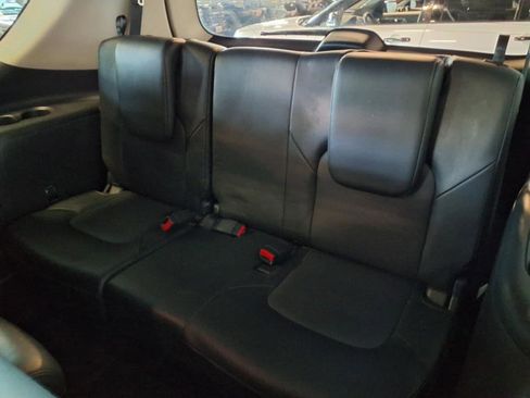 Used 2022 Nissan Armada SL w/ Captain's Chairs Package image 16