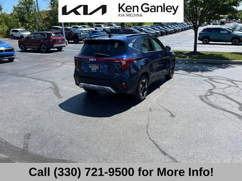 Certified 2024 Kia Seltos EX AWD/4WD image 11