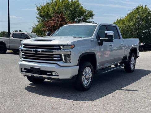 Used 2023 Chevrolet Silverado 2500 High Country w/ Z71 Off-Road Package AWD/4WD image 7
