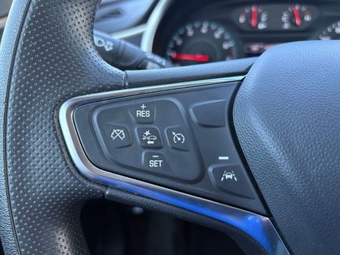Used 2025 Chevrolet Malibu LT FWD image 23