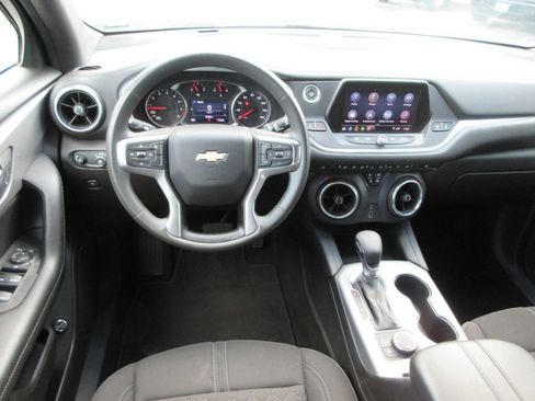 Certified 2021 Chevrolet Blazer LT AWD/4WD image 15