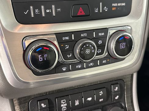 Used 2016 GMC Acadia SLT w/ Open Road Package AWD/4WD image 17