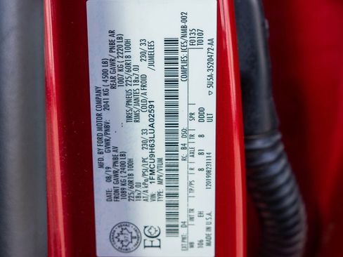 Used 2020 Ford Escape SEL image 37