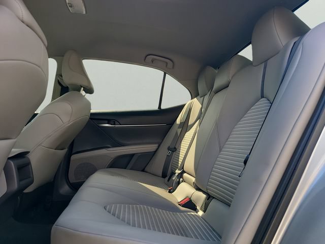 Used 2023 Toyota Camry SE w/ Convenience Package FWD image 15