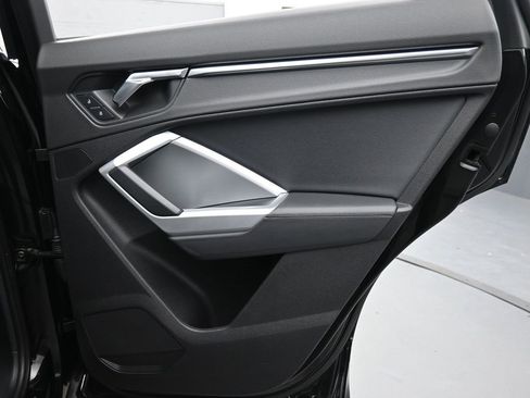 Used 2020 Audi Q3 2.0T Premium Plus w/ Premium Plus Package image 21