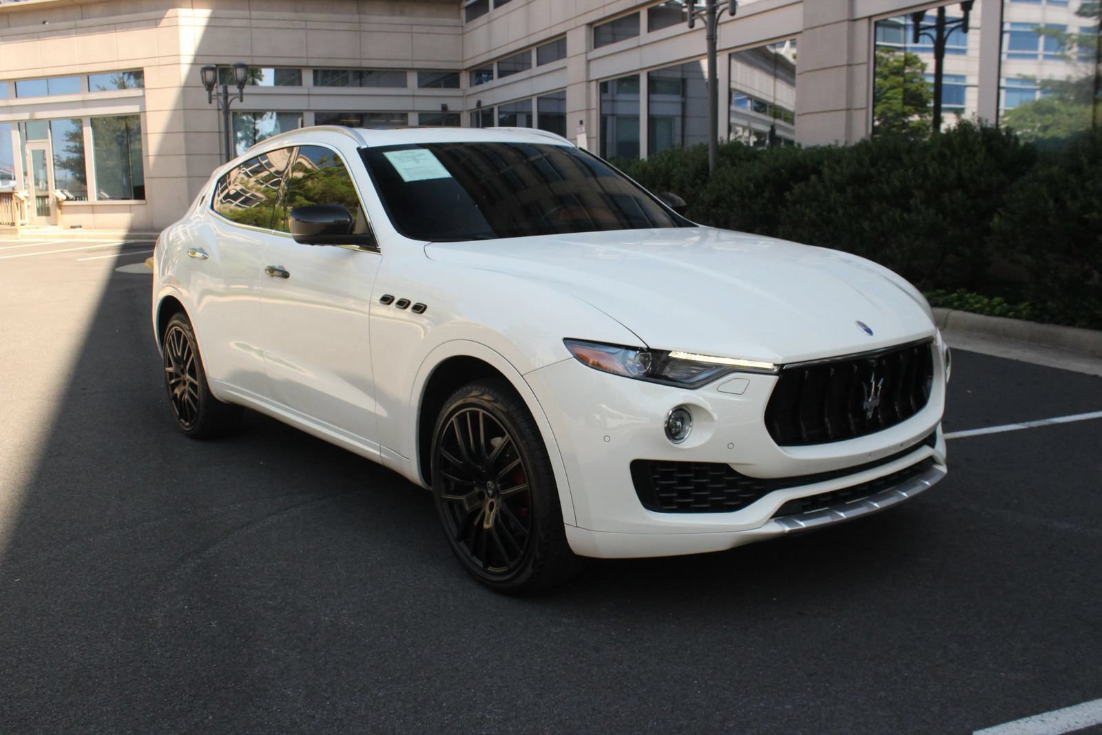 Used 2017 Maserati Levante w/ Sport Package AWD/4WD image 1