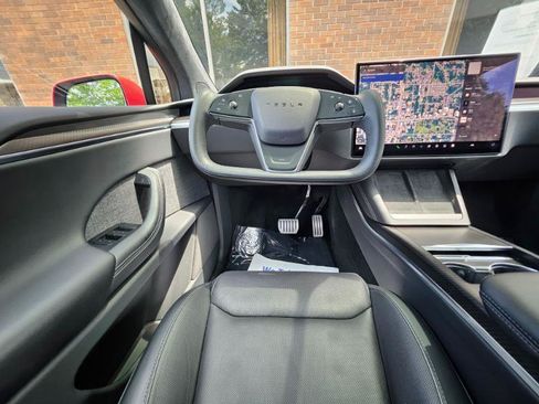 Used 2024 Tesla Model X Plaid AWD/4WD image 4