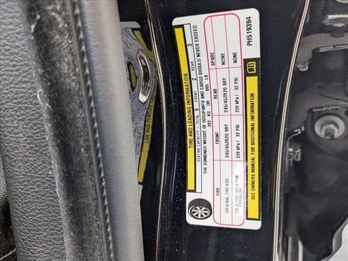 Used 2023 Dodge Charger R/T w/ Blacktop Package image 14