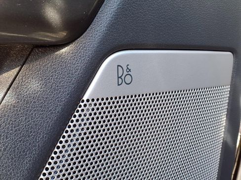 Used 2023 Ford F150 Lariat w/ Equipment Group 502A High image 31