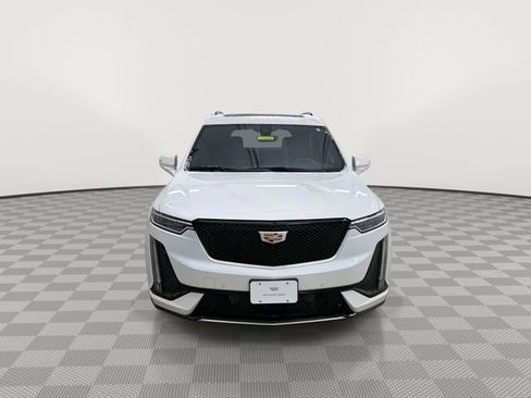 Certified 2025 Cadillac XT6 Sport w/ Platinum Package image 3