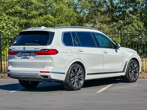 Used 2019 BMW X7 xDrive40i w/ Premium Package AWD/4WD image 3